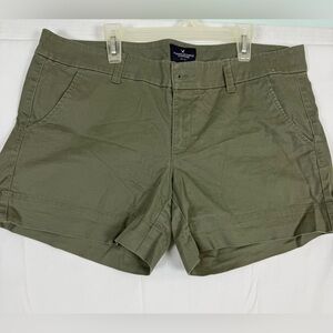 American Eagle Outfitters Women's Green Cargo Shorts
